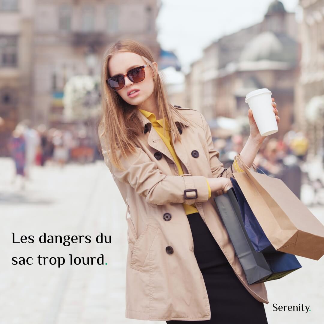 Les dangers d'un sac à main trop lourd Image