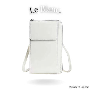 Le Serenity’Bag est le sac à main pour femme idéal : léger, fonctionnel et pensé pour vous accompagner partout. Son design épuré et intemporel s’harmonise avec toutes vos tenues, du look casual aux tenues les plus élégantes. Un allié de style qui allie confort et raffinement, sans jamais faire de compromis.